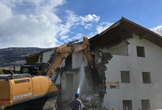 Abbrucharbeiten, Schlanders