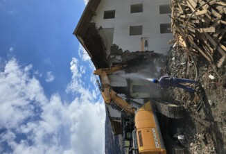 Abbrucharbeiten, Schlanders